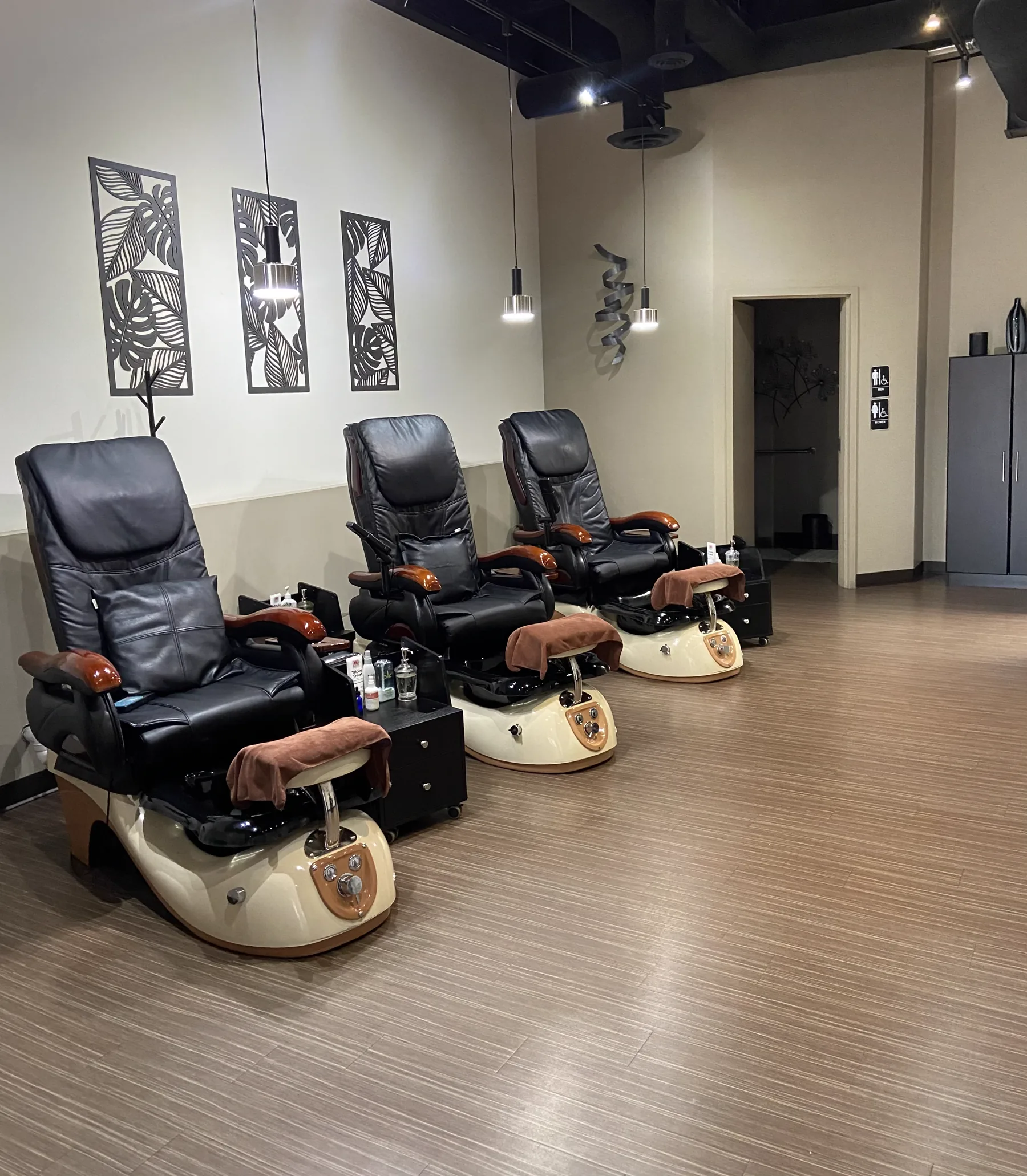 The pedicure area at Neo Bella Salon