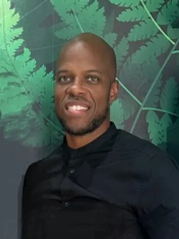 Robert, Senior Artistic Colorist
